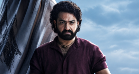 మహా నెలకు అంత సంపాదిస్తుందా..? సీరియల్ కన్నా ఎక్కువే..