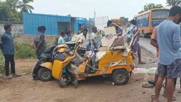ఆటోను ఢీ కొట్టిన లారీ.. స్పాట్ లో ముగ్గురు మృతి, విజయనగరం జిల్లాలో ఘోర రోడ్డు ప్రమాదం