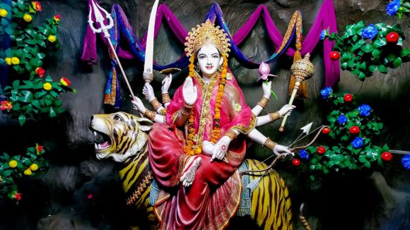 దసరా వేళ ఏపీ ప్రభుత్వం తీపి కబురు.. పట్టణాలకు ఆ విధంగా, గ్రామాలకు మరొకలా..