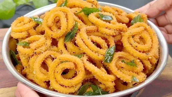 సాయంత్రం పూట వేడి వేడి టీతో..ఈ చిట్టి మురుకులు సూపర్ కాంబినేషన్!