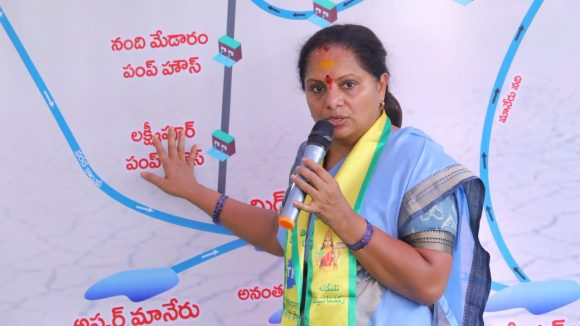 నవంబర్ లోగా కాఫర్ డ్యామ్ కట్టాల్సిందే.. లేదంటే ప్రభుత్వ మెడలు వంచుతాం: కవిత