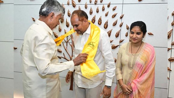 టీడీపీ చేరిన నెల రోజులకే మజ్జి శ్రీనుకు బిగ్ టాస్క్.. స్థానిక సంస్థల ఎన్నికల్లో నిరూపించుకుంటే