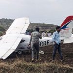 ట్రైనింగ్ విమానానికి తప్పిన ముప్పు, పంట పొలాల్లో ల్యాండింగ్, కర్ణాటకలో ఘటన