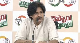 అర్నాబ్ తుఫాను ఎఫెక్ట్.. విమాన ప్రయాణికులకు కీలక అలర్ట్!