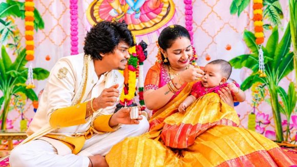 ఘనంగా జబర్దస్త్ కమెడియన్ కెవ్వు కార్తీక్ కూతురి అన్నప్రాసన వేడుక..ఫోటోలు వైరల్!